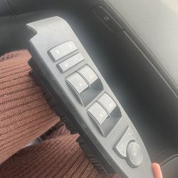 2008 Cadillac door switch