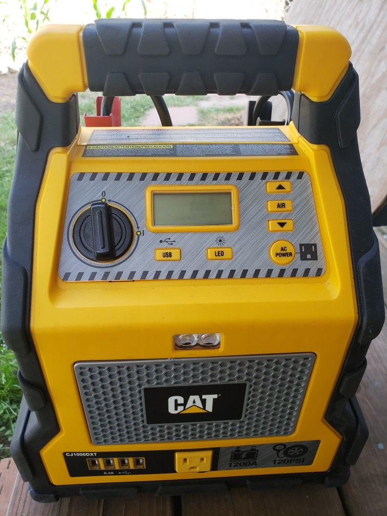 3-in-1 CAT Professional Power Station With Jump Starter & Compressor