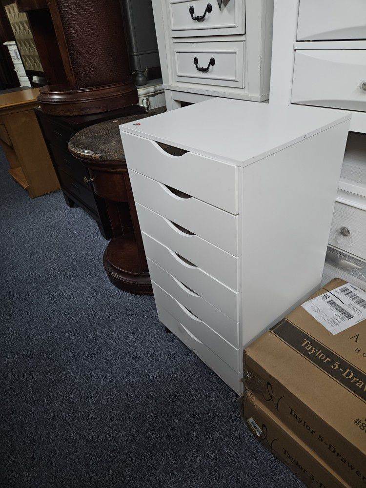 File / Storage Cabinets 