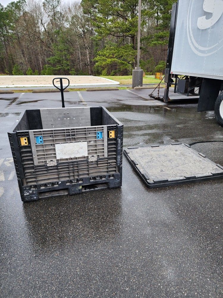 Collapsible Bulk Containers