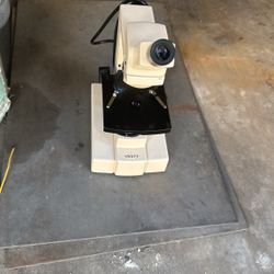 Microscope