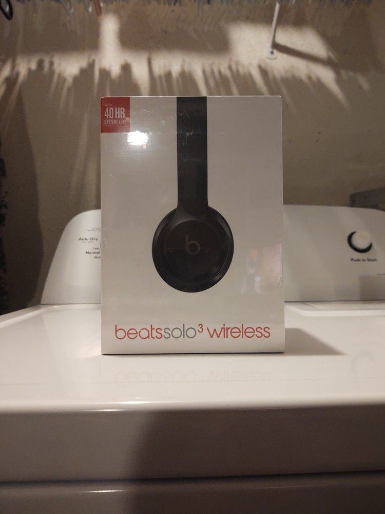 Beats Solo 3  Wireless Black (Firm Price, No Trades)