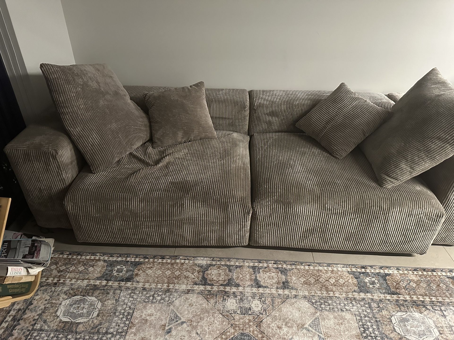 Big Sofa/Couch