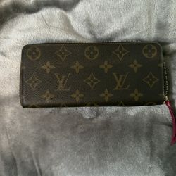 Louis Vuitton Wallet Authentic 