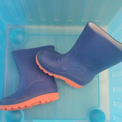 Rain Boots - Size 8T