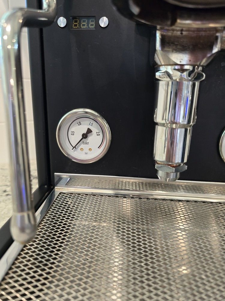 LUCCA M58 Espresso Machine