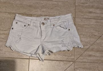 Mudd White Shorts (11)