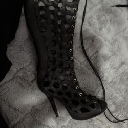 Black Heels That Can Tie 