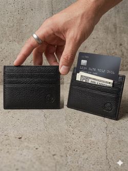 Premium Black Pebbled Leather Slim Cardholder – Minimalist Wallet