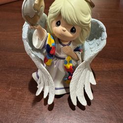 Vintage Angel Of kidness From Precious Moments 