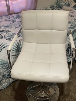 Brand New White Swivel Height Adjustable Bar Stool