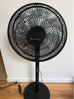 TaoTronics TT-TF009 Quiet DC Motor Pedestal Stand Fan