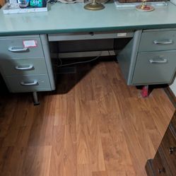 Metal Office Table 