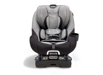 City Turn Rotating Car Seat Onyx Black 180 Degree rotate. Front & Rear Facing. New Born to Toddlers.
