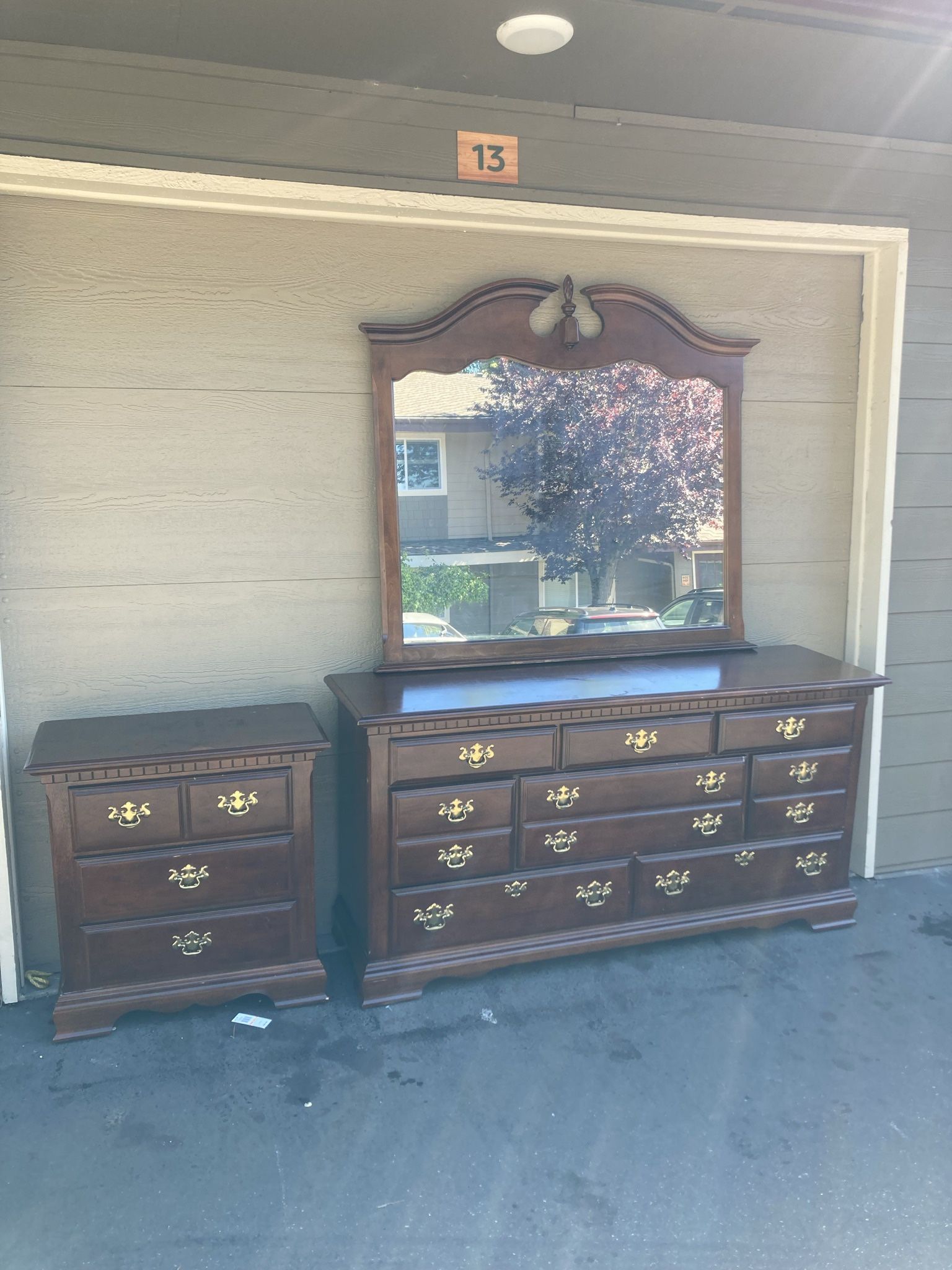 Solid Wood Mahogany 3 Piece Dresser Set 