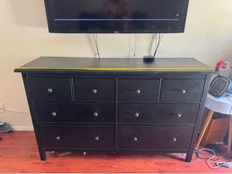 Eight drawer dresser