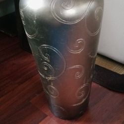 Silver Color Vase 