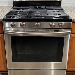 Excellent Condition Gas Samsung Stove