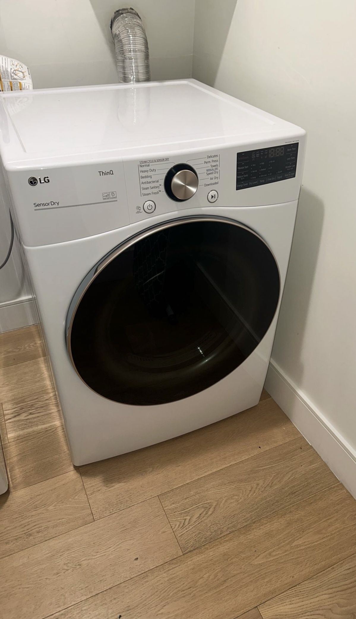 LG WASHER AND DRYER SET