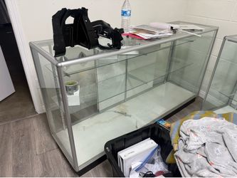 DISPLAY CASE