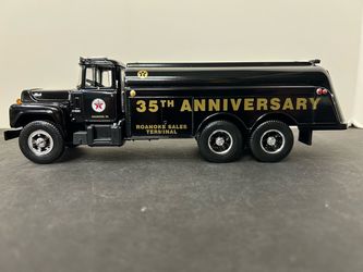 Mack R-600 Texaco 35th Anniversary Roanoke Sales Terminal Tanker Truck