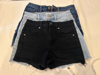 3 pair women’s shorts bundle size 6