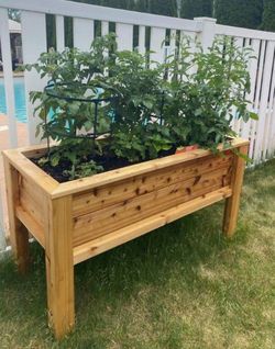 Redwood Cedar privacy wall garden bed planter boxes raised elevated 3 4 5ft long wheels casters custom made vege