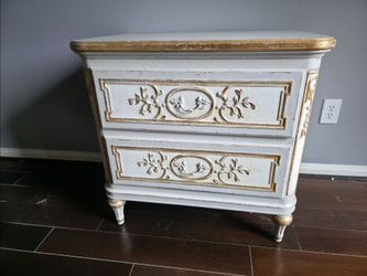 Eloquence Bronte Nightstand in Fleur de Lis Finish