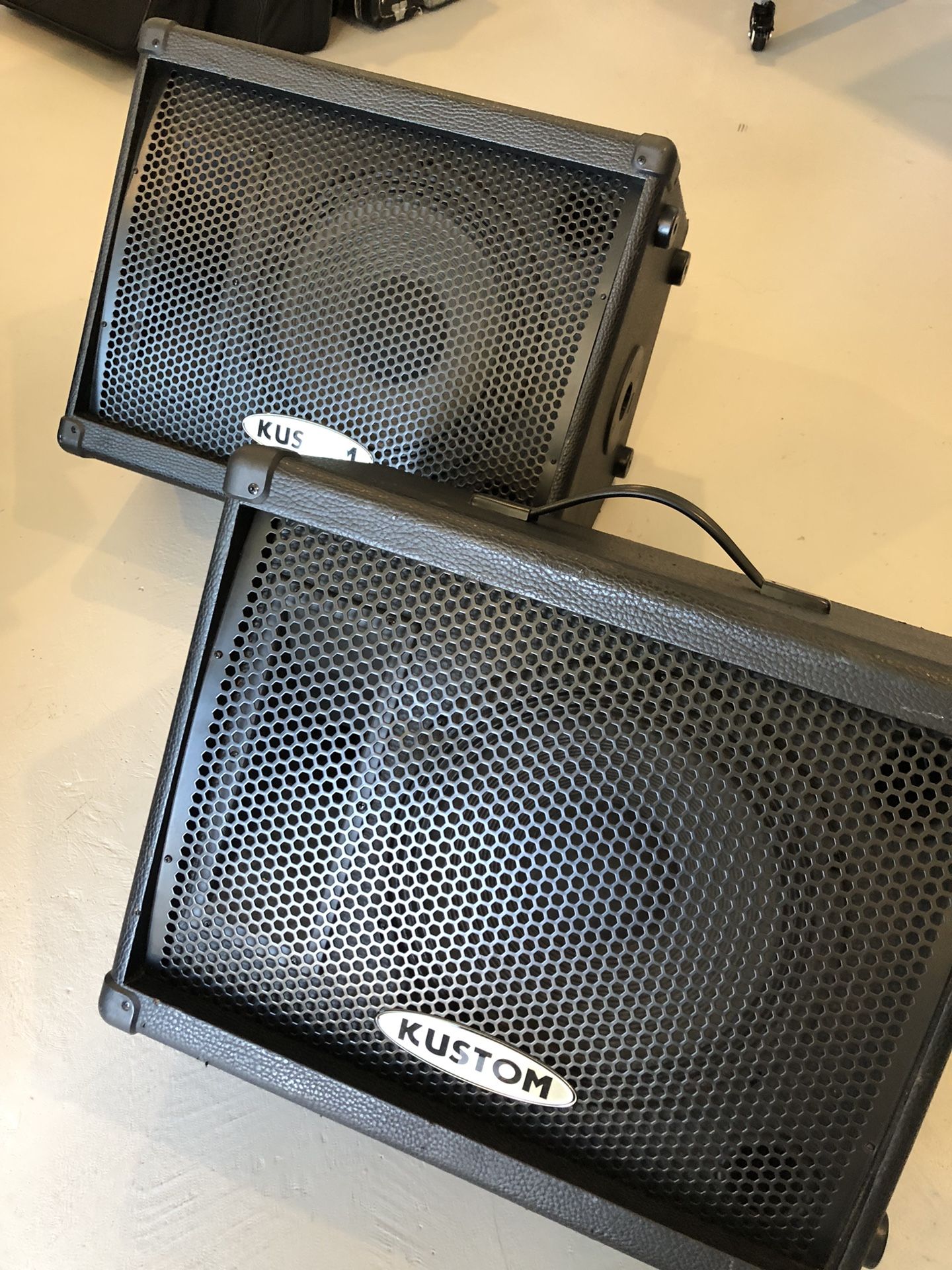 2 Powered Kustom Monitors/speakers for Sale in Inglewood, CA OfferUp
