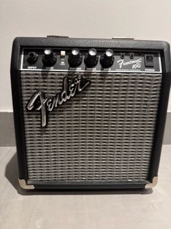 Fender Frontman 10G Guitar Amplifier – Excellent Condition