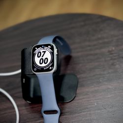 Apple Watch Series 9 (GPS )