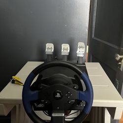 Thrustmaster T150 Pro Racing Wheel. 