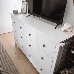 IKEA Hemnes 8 Drawer Dresser White Stain