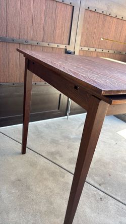 Table with extensions