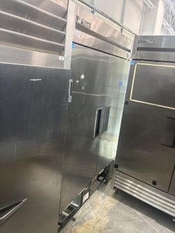 True T-49F Two-Door Commercial Freezer (S/N (contact info removed))
