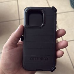 Otter box iphone 15 pro