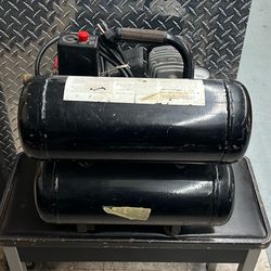 Central Pneumatic 5 Gallon Quiet Air Compressor 