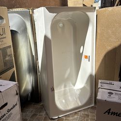 Bootz Industries Maui 60 in. x 30 in. Alcove Soaking Bathtub with Left Drain in White