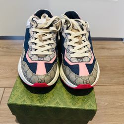 Gucci Sneakers 
