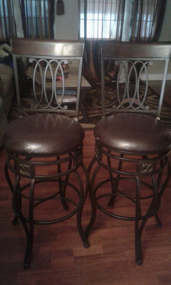 30" High Swivel Bar Stools for Sale in Las Vegas, NV - OfferUp