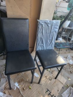 Set of 2 Dinning Chairs