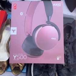 AKG Wireless Headphones