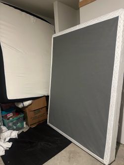 Queen size bed