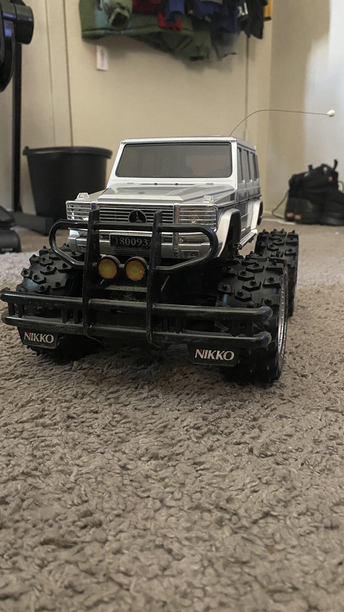 Nikko Mercedes Benz g55 V8 AMG RC Truck