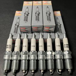 7015 Champion | Double Platinum Spark Plugs 8x