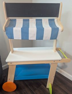 KidKraft Lemonade Stand
