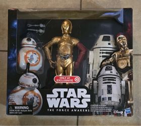 The product is a Star Wars The Force Awakens Droid 3-Pack featuring BB-8, C-3PO, and R0-4LO, made by Hasbro in 2016. This action figure set is a part