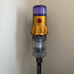 Dyson V12 Detect Slim 