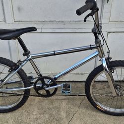 1983 HUFFY BMX BIKE