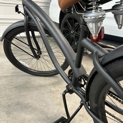 Firmstrong women’s beach cruiser